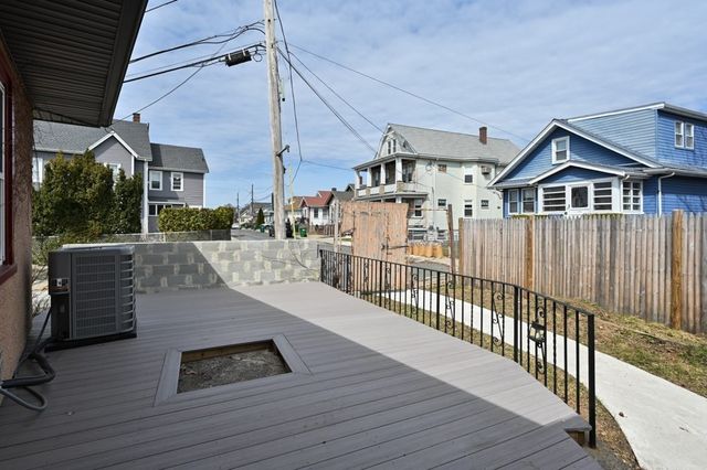 542 Riverside Ave, Medford, MA 02155