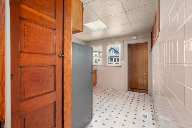 542 Riverside Ave, Medford, MA 02155