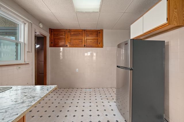 542 Riverside Ave, Medford, MA 02155