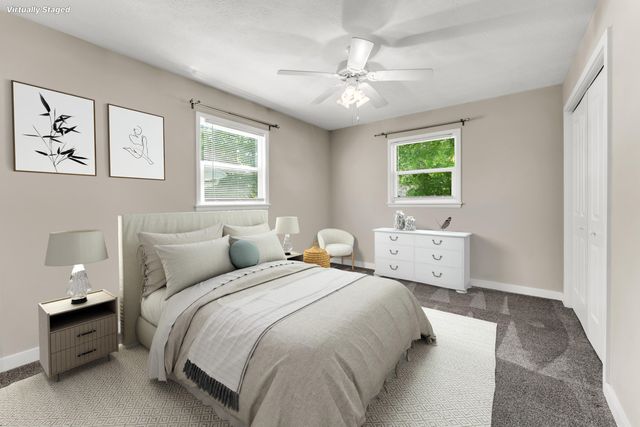 1261 E Gretna Street, Springfield, MO 65804