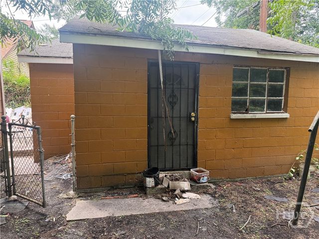 1210 E 40th Street, Savannah, GA 31404