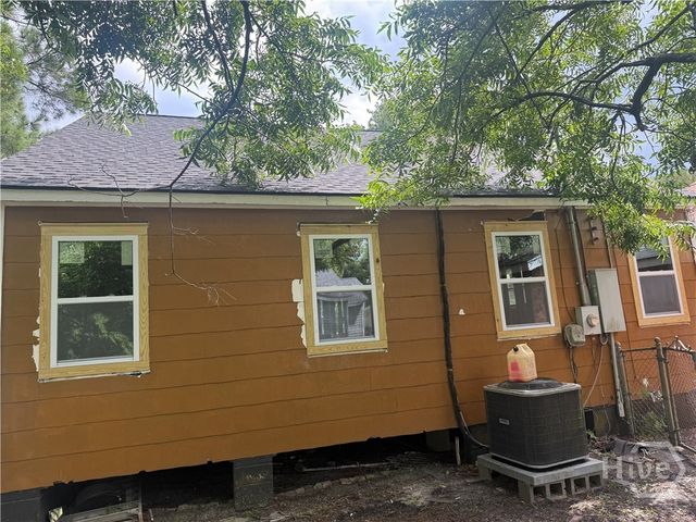 1210 E 40th Street, Savannah, GA 31404