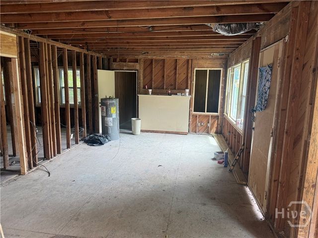 1210 E 40th Street, Savannah, GA 31404