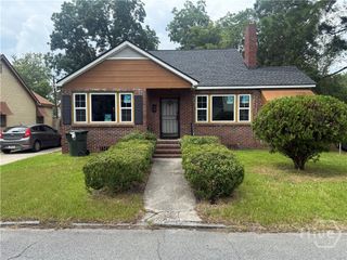 1210 E 40th Street, Savannah, GA 31404