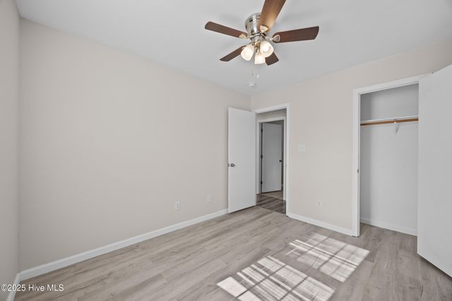 2606 Brookfield Drive, Midway Park, NC 28544