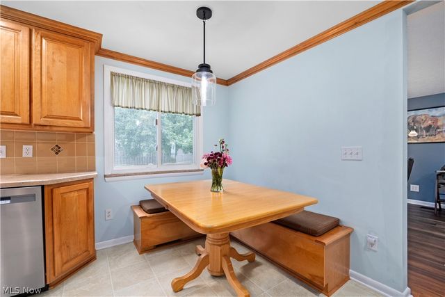 24231 Fairlawn Drive, North Olmsted, OH 44070