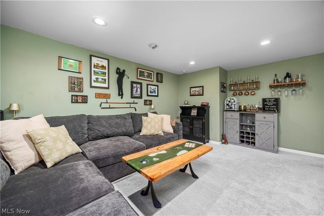 24231 Fairlawn Drive, North Olmsted, OH 44070
