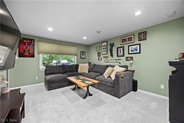 24231 Fairlawn Drive, North Olmsted, OH 44070