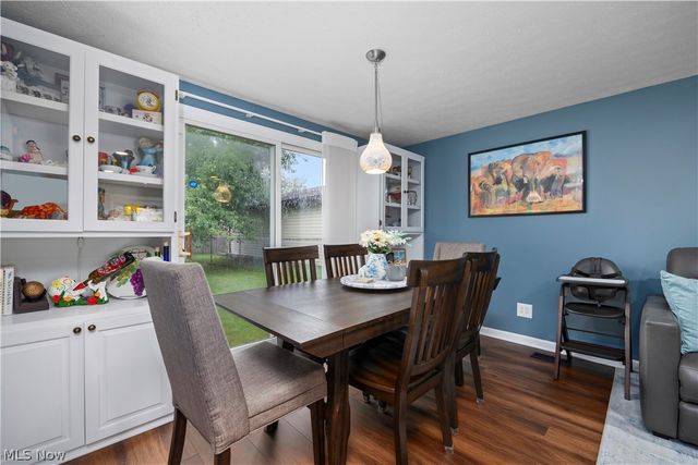 24231 Fairlawn Drive, North Olmsted, OH 44070