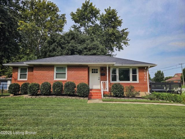10300 Grafton Hall Rd, Louisville, KY 40272