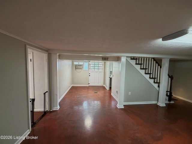 10300 Grafton Hall Rd, Louisville, KY 40272