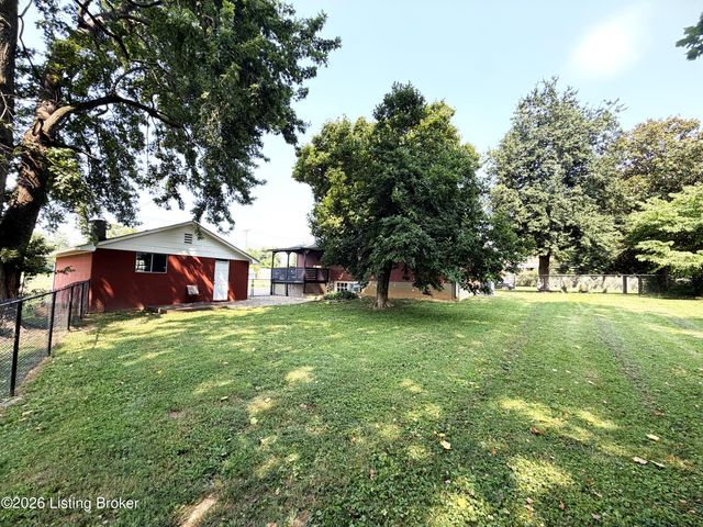 10300 Grafton Hall Rd, Louisville, KY 40272