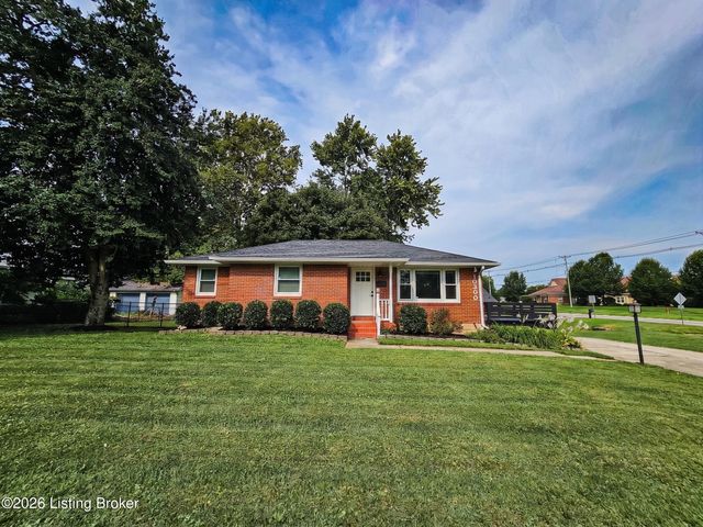 10300 Grafton Hall Rd, Louisville, KY 40272