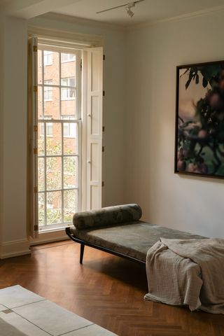 143 E 19TH Street, New York City, NY 10003