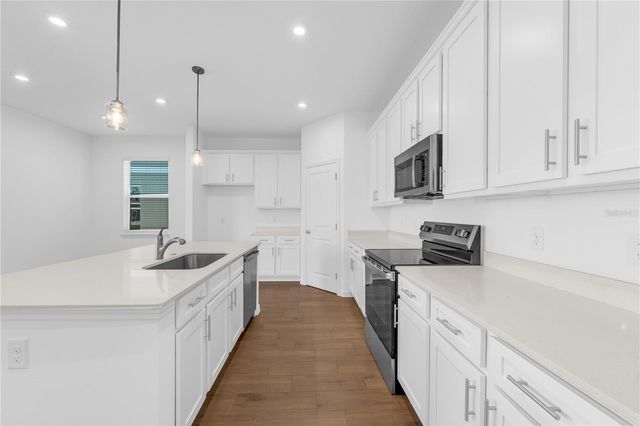 897 CASTLEFORD AVENUE NE, Palm Bay, FL 32905