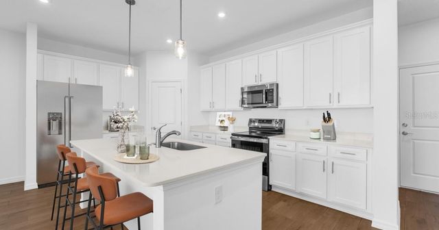 897 CASTLEFORD AVENUE NE, Palm Bay, FL 32905