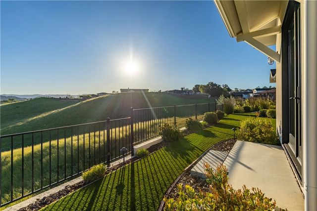 3315 Catalina, Paso Robles, CA 93446