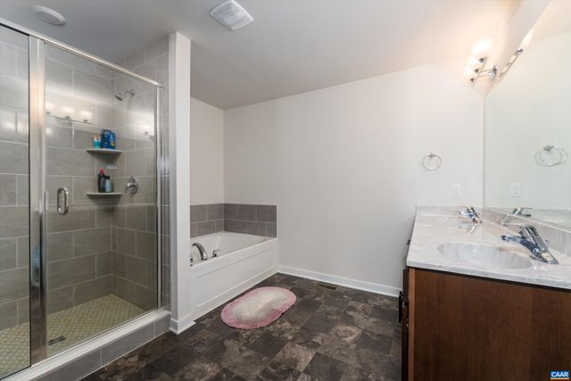 1889 POND RD, Buckingham, VA 23921