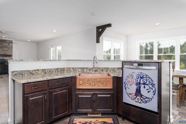 1889 POND RD, Buckingham, VA 23921