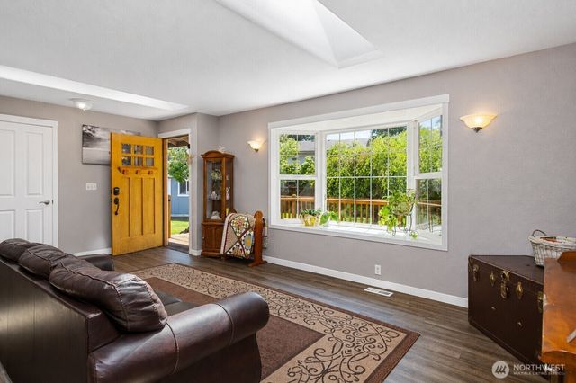 14844 437th Place SE, North Bend, WA 98045