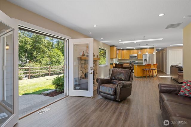 14844 437th Place SE, North Bend, WA 98045