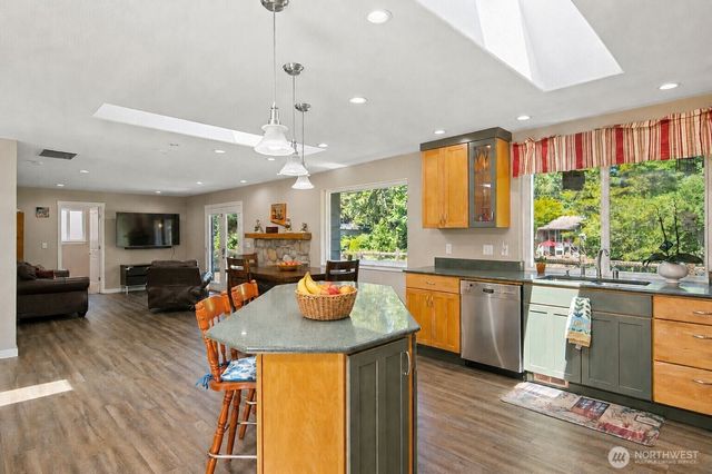 14844 437th Place SE, North Bend, WA 98045