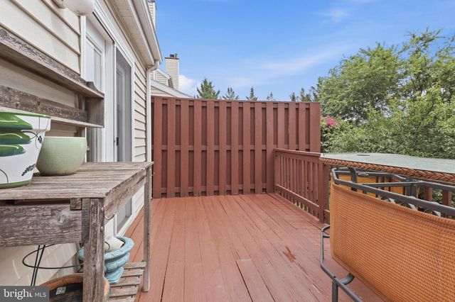 186 GREENLEAF RD, York, PA 17406