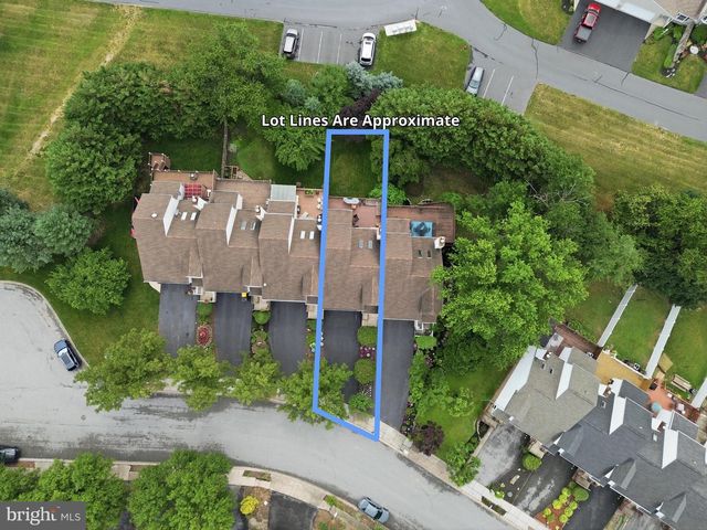 186 GREENLEAF RD, York, PA 17406