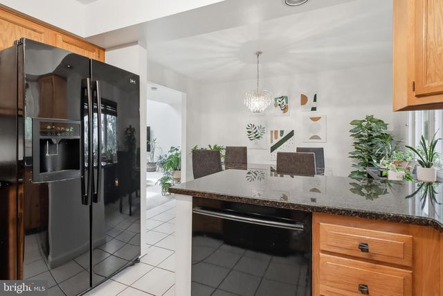186 GREENLEAF RD, York, PA 17406