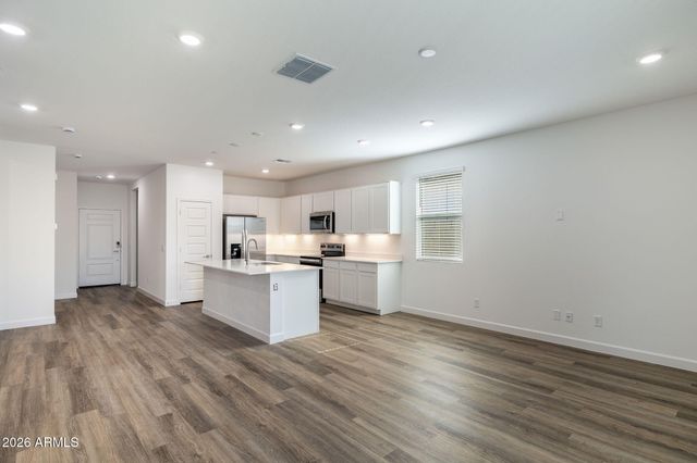 17743 W PALO VERDE Avenue, Waddell, AZ 85355