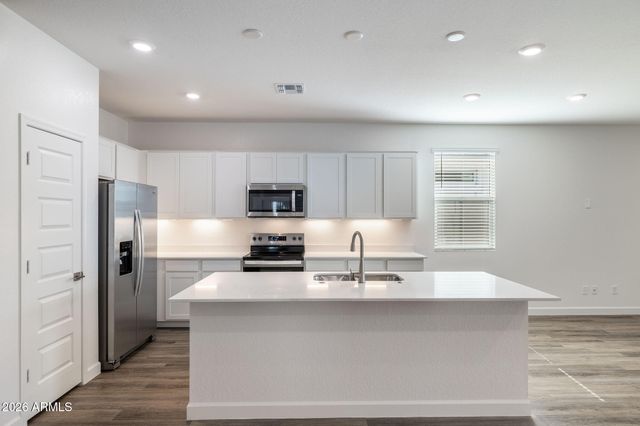 17743 W PALO VERDE Avenue, Waddell, AZ 85355