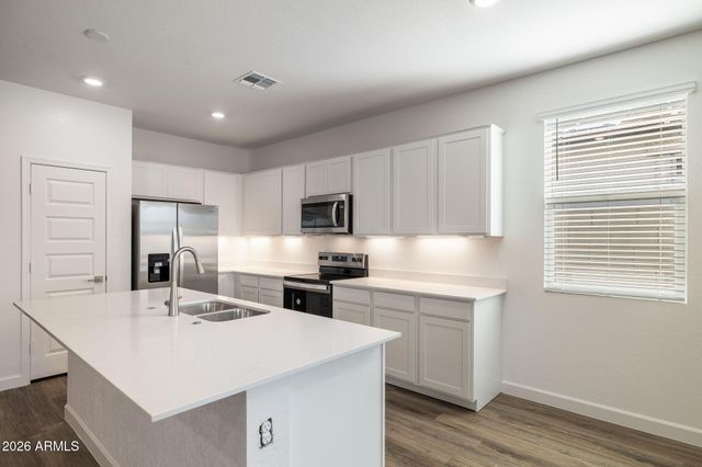 17743 W PALO VERDE Avenue, Waddell, AZ 85355