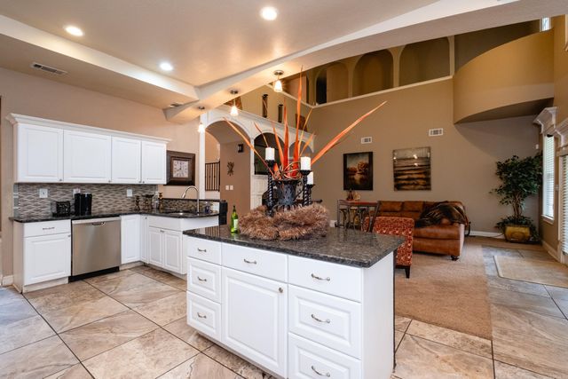 1436 Lakeshore Drive, Hensley, AR 72065