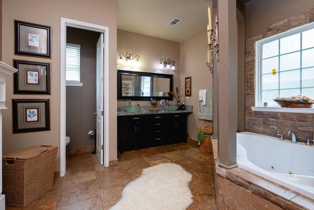 1436 Lakeshore Drive, Hensley, AR 72065