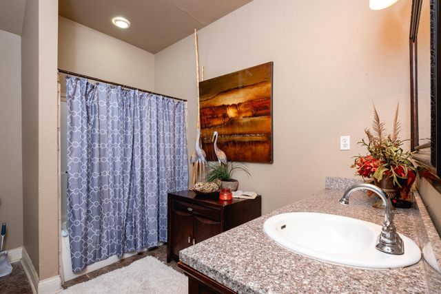 1436 Lakeshore Drive, Hensley, AR 72065