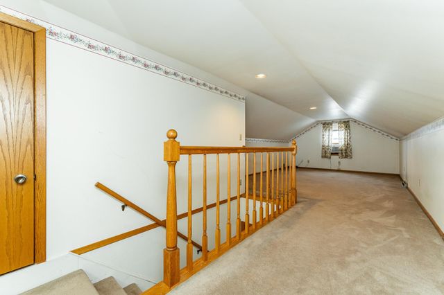 2004 18th Street NW, Rochester, MN 55901