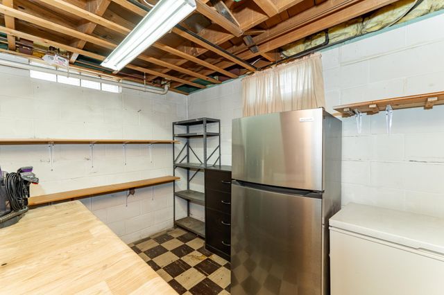 2004 18th Street NW, Rochester, MN 55901