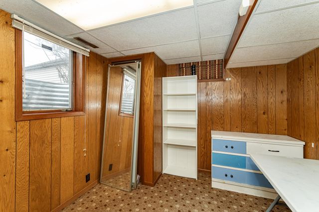 2004 18th Street NW, Rochester, MN 55901