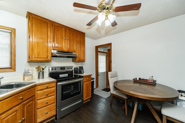 2004 18th Street NW, Rochester, MN 55901