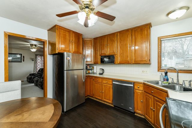 2004 18th Street NW, Rochester, MN 55901