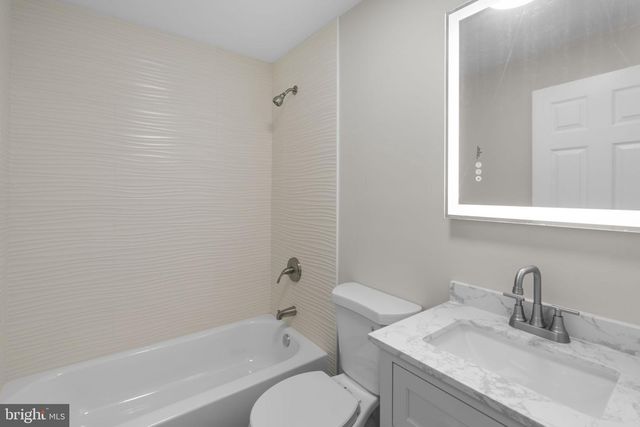 3904 BELLE AVE, Baltimore, MD 21215