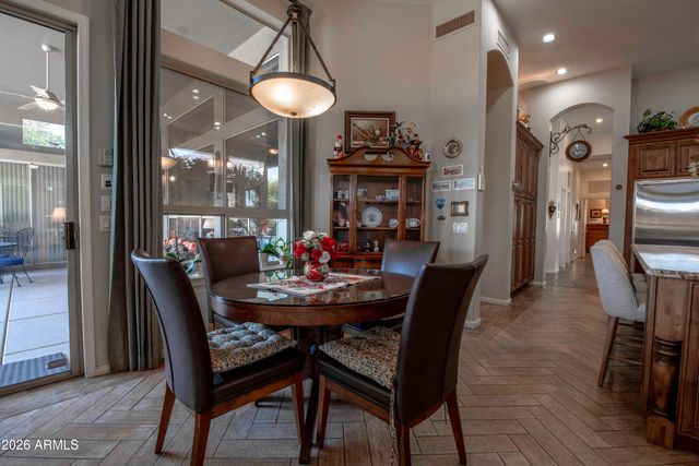 5006 E WAGONER Road, Scottsdale, AZ 85254