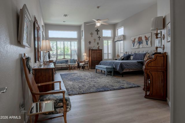 5006 E WAGONER Road, Scottsdale, AZ 85254