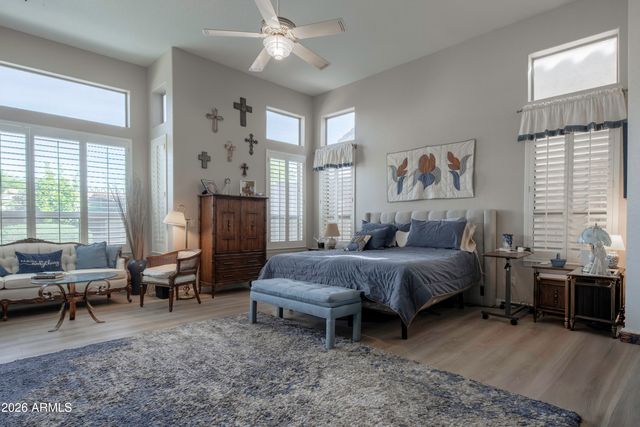 5006 E WAGONER Road, Scottsdale, AZ 85254