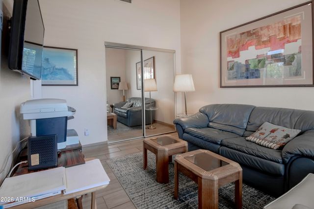 5006 E WAGONER Road, Scottsdale, AZ 85254