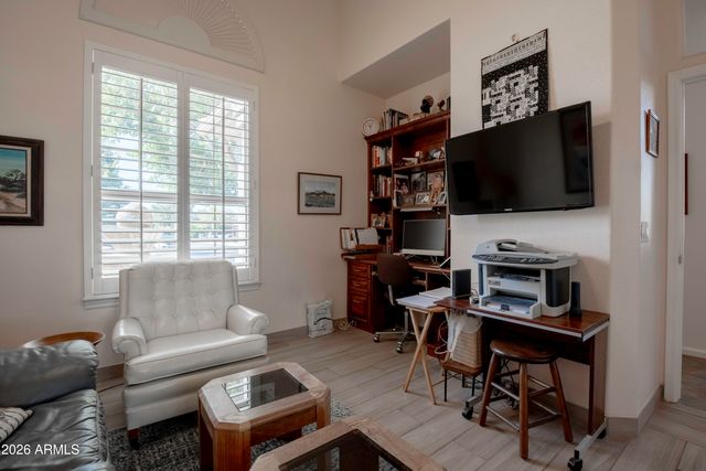 5006 E WAGONER Road, Scottsdale, AZ 85254