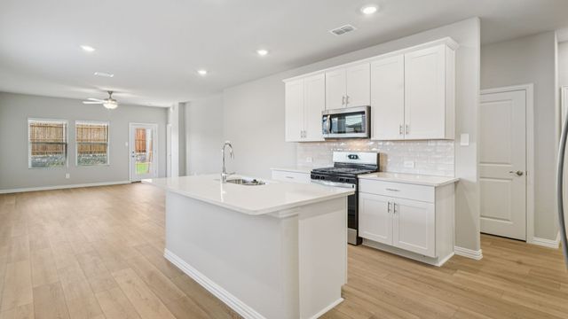3502 Bridgeport Drive, Farmersville, TX 75442