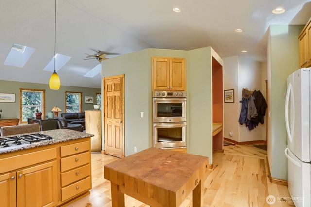 15828 234th Street SE, Snohomish, WA 98296