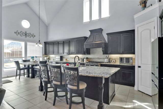 710 San Ysidro Trail, Mansfield, TX 76063