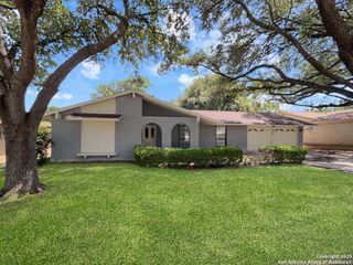 414 De Soto Drive, Universal City, TX 78148